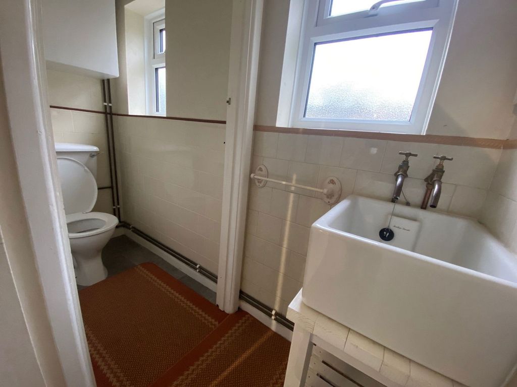 Additional image 7 of 3 bed semi-detached house to rentMerton Road, Malvern, Worcestershire WR14