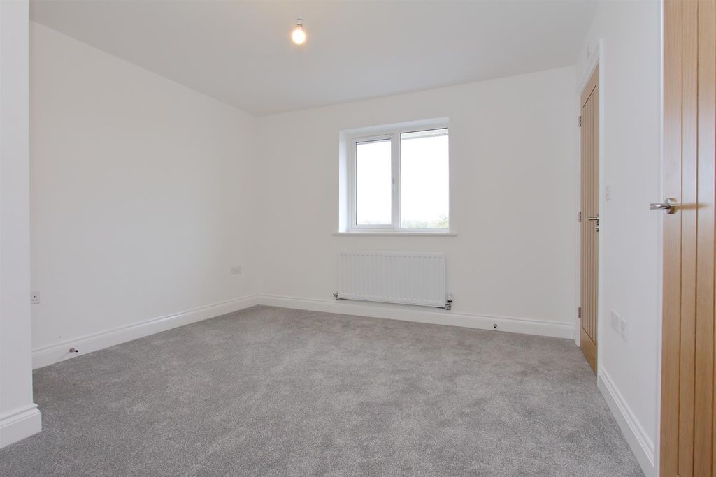 Additional image 10 of 3 bed detached house to rentNetherhampton Road, Salisbury SP2