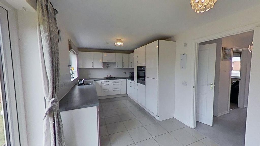 Additional image 6 of 4 bed detached house to rentKilgannan Drive, Redding, Falkirk, Stirlingshire FK2