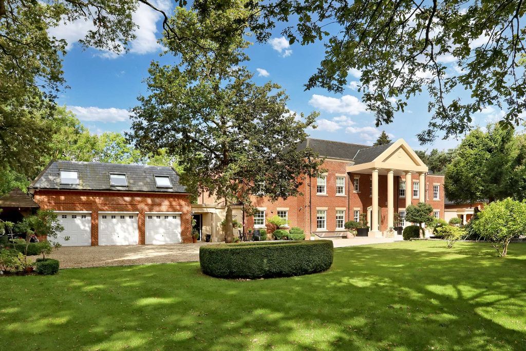 Additional image 38 of 9 bed detached house to rentSlade Oak Lane, Gerrards Cross SL9