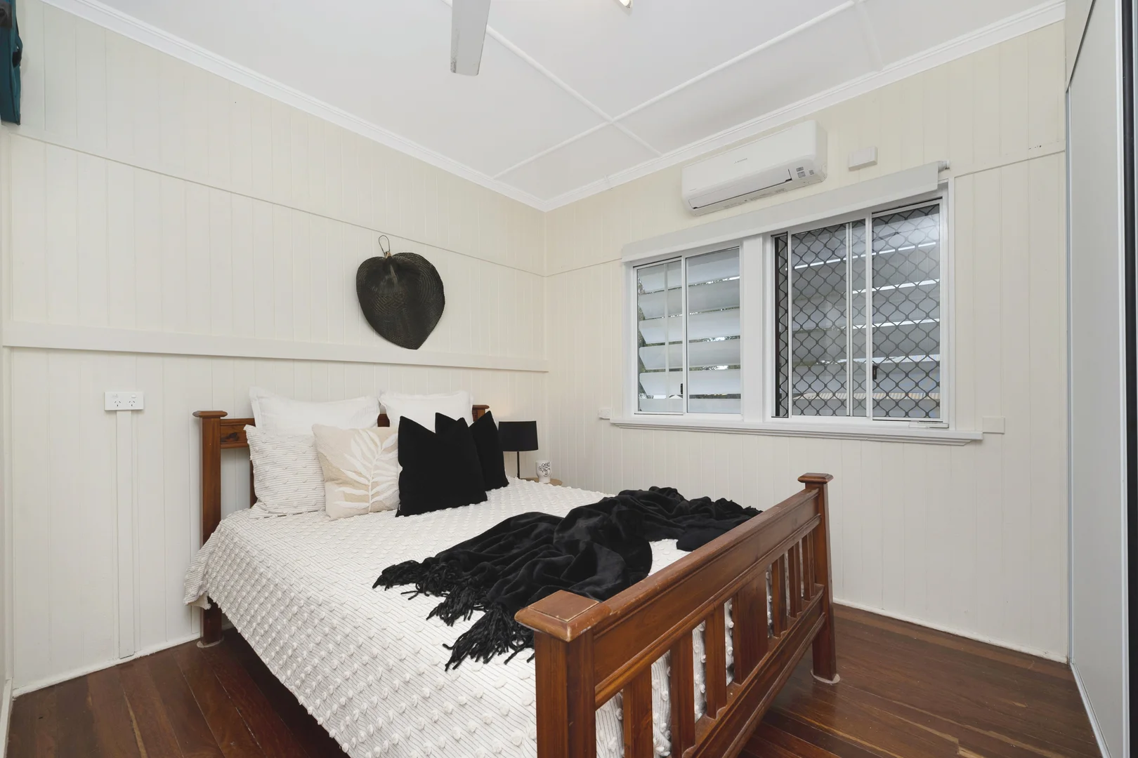 Additional image 10 of 53 Rose Street, North Ward QLD 4810