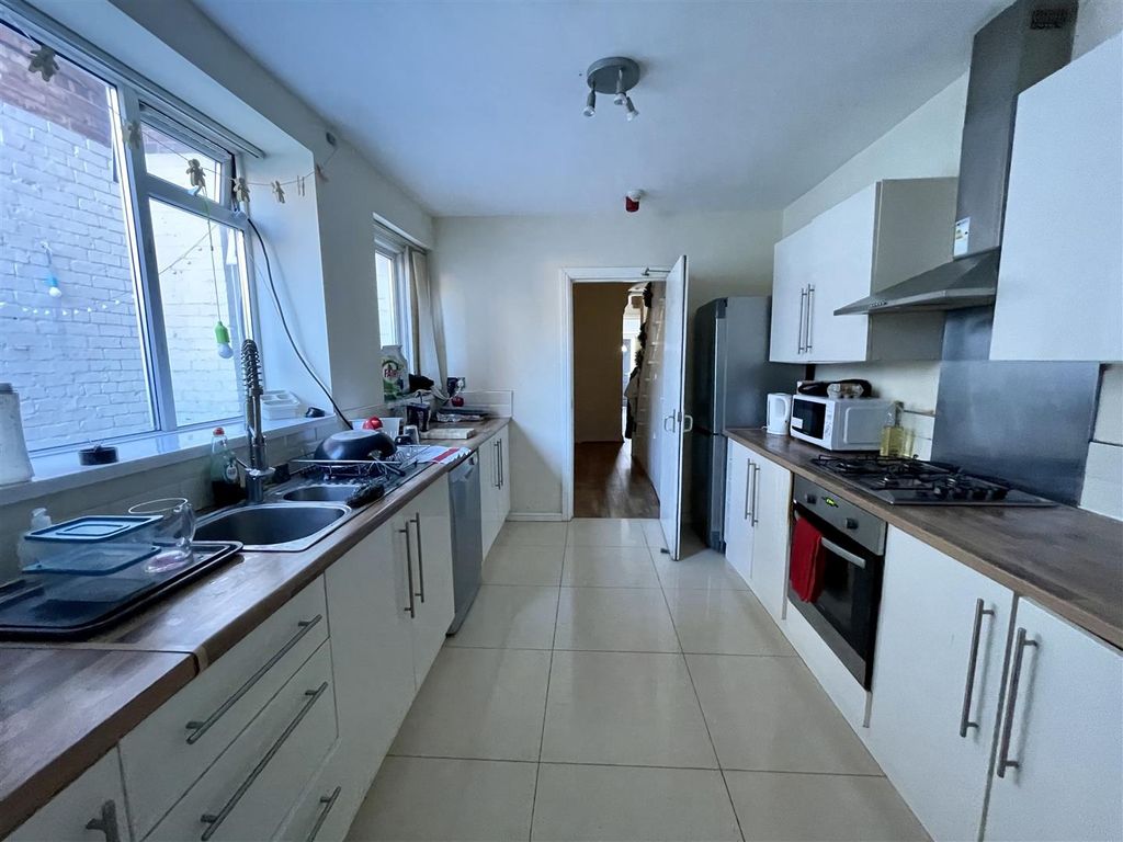 Additional image 3 of 6 bed shared accommodation to rentMeldon Terrace, Heaton NE6