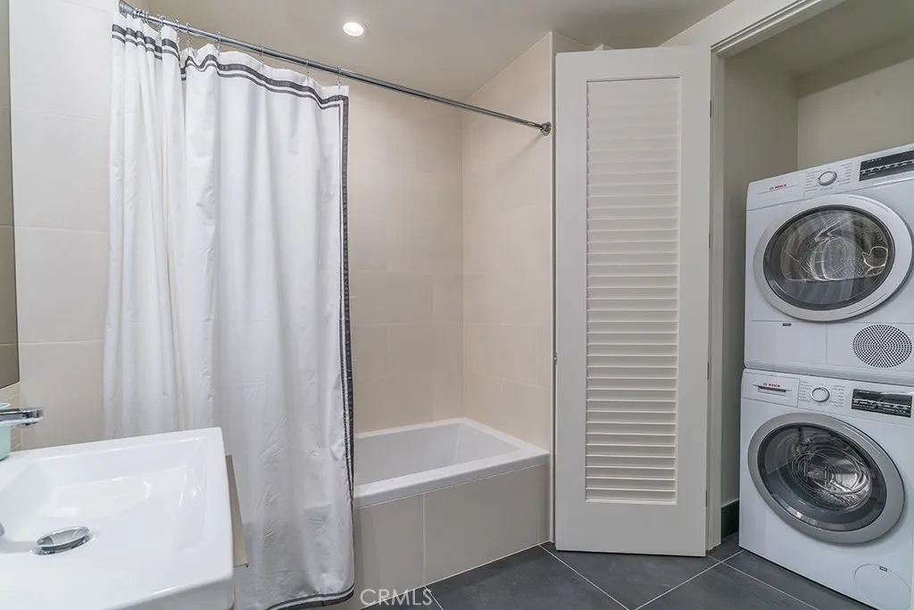 Additional image 33 of 889 S Francisco Street Unit 2805, Los Angeles, CA 90017