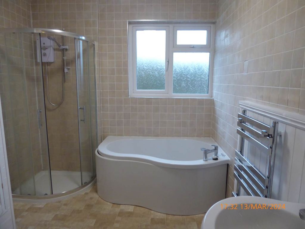 Additional image 9 of 4 bed detached house to rentCynwyl Elfed, Carmarthen SA33