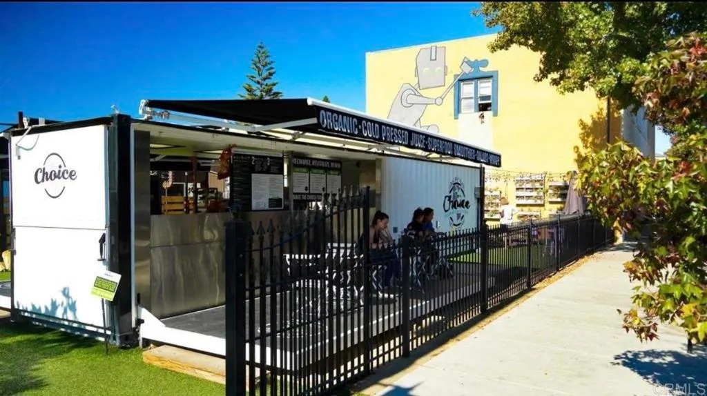 Additional image 108 of 2563 State Street, Carlsbad, CA 92008