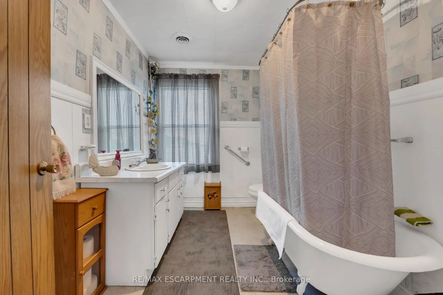 Additional image 7 of 177 Brooklin Road