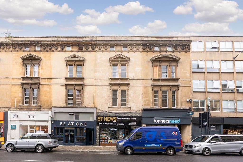 Additional image 4 of 5 bed flat to rentQueens Road, Clifton BS8