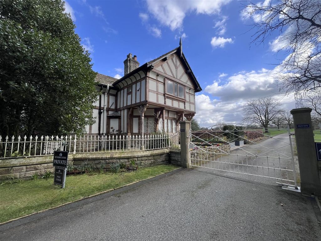 Additional image 39 of 4 bed detached house to rentChelford Road, Henbury, Macclesfield SK10