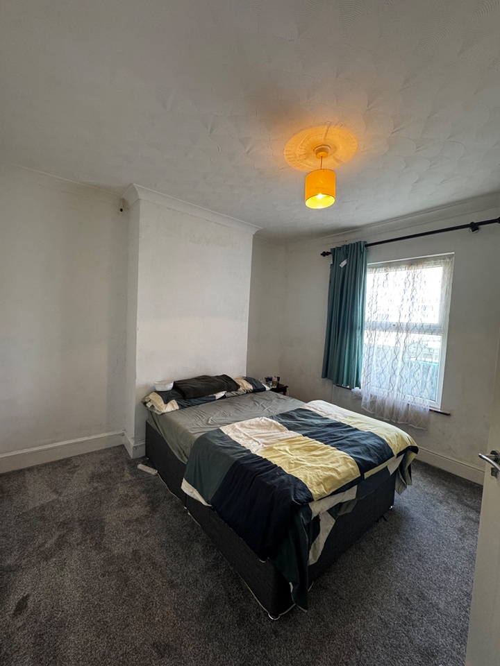 Additional image 2 of 4 Bed End Terrace, Clark St, BS5, N1 7GU