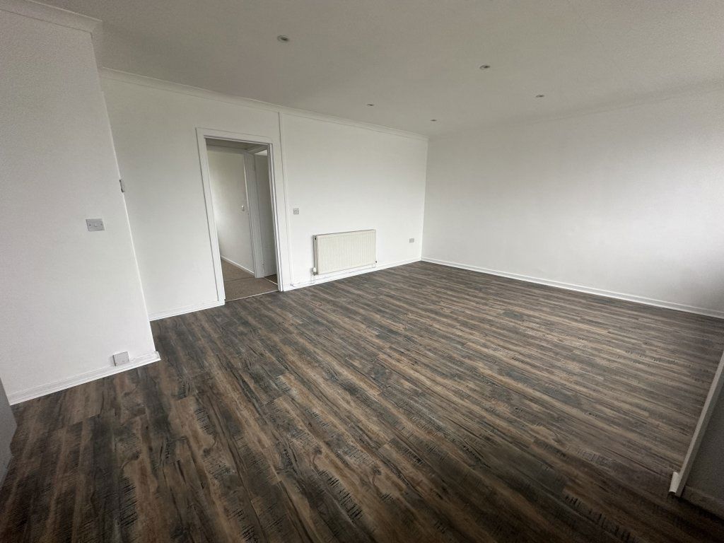 Additional image 5 of 2 bed flat to rentThe Circle, Manor Rd, Blackwood NP12