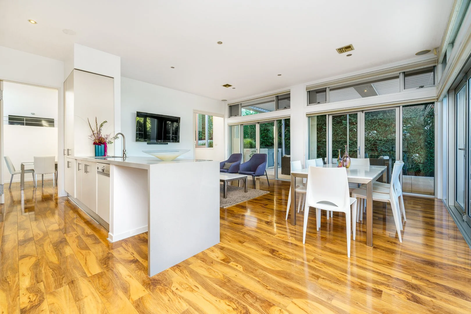 Additional image 7 of 19A Tasmania Circle, Forrest ACT 2603