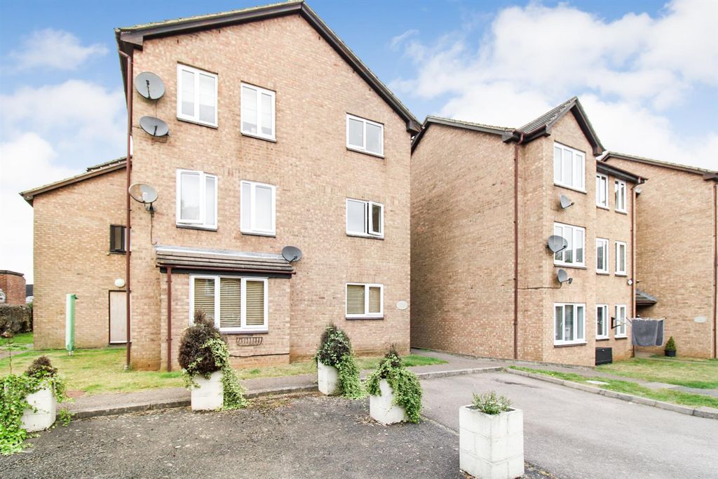 Additional image 8 of 2 bed flat to rentTunwell Lane, Corby NN17