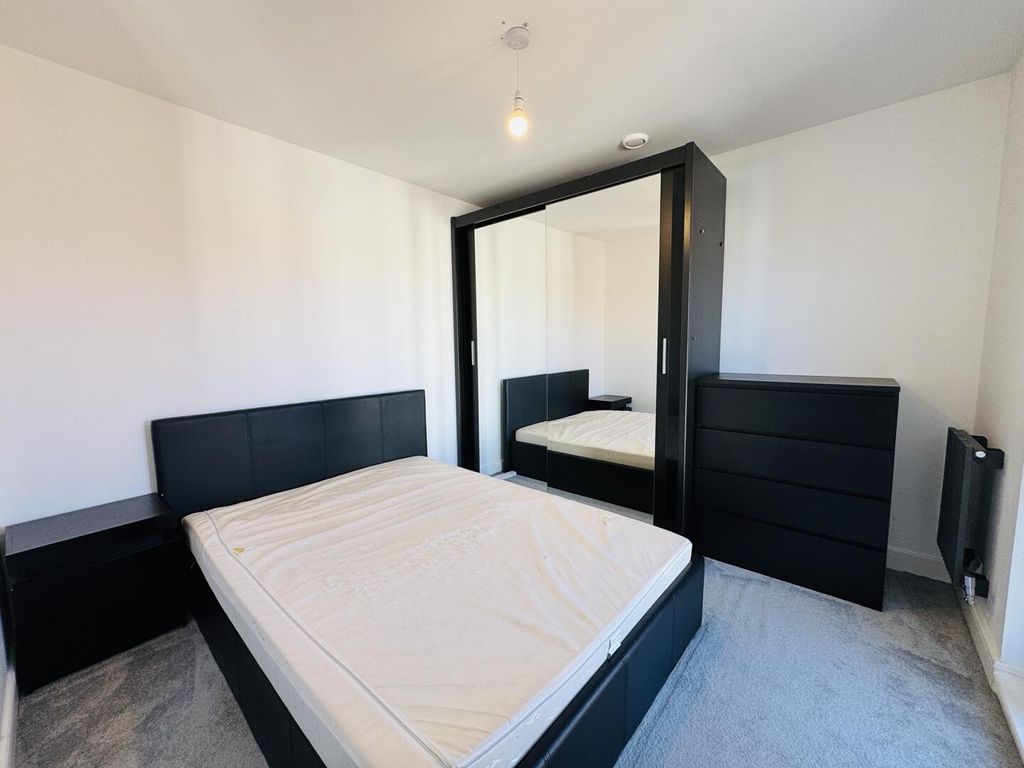Additional image 6 of 2 bed flat to rentBeryl Close, Crawley RH10