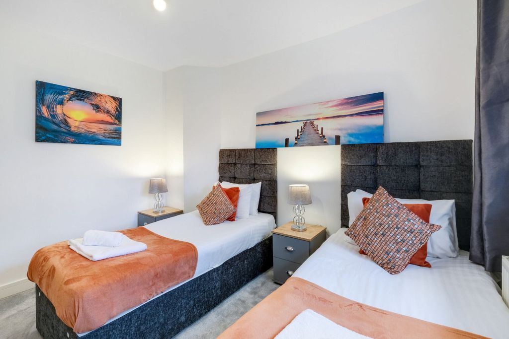 Additional image 20 of 2 bed flat to rentEaston Street, High Wycombe HP11