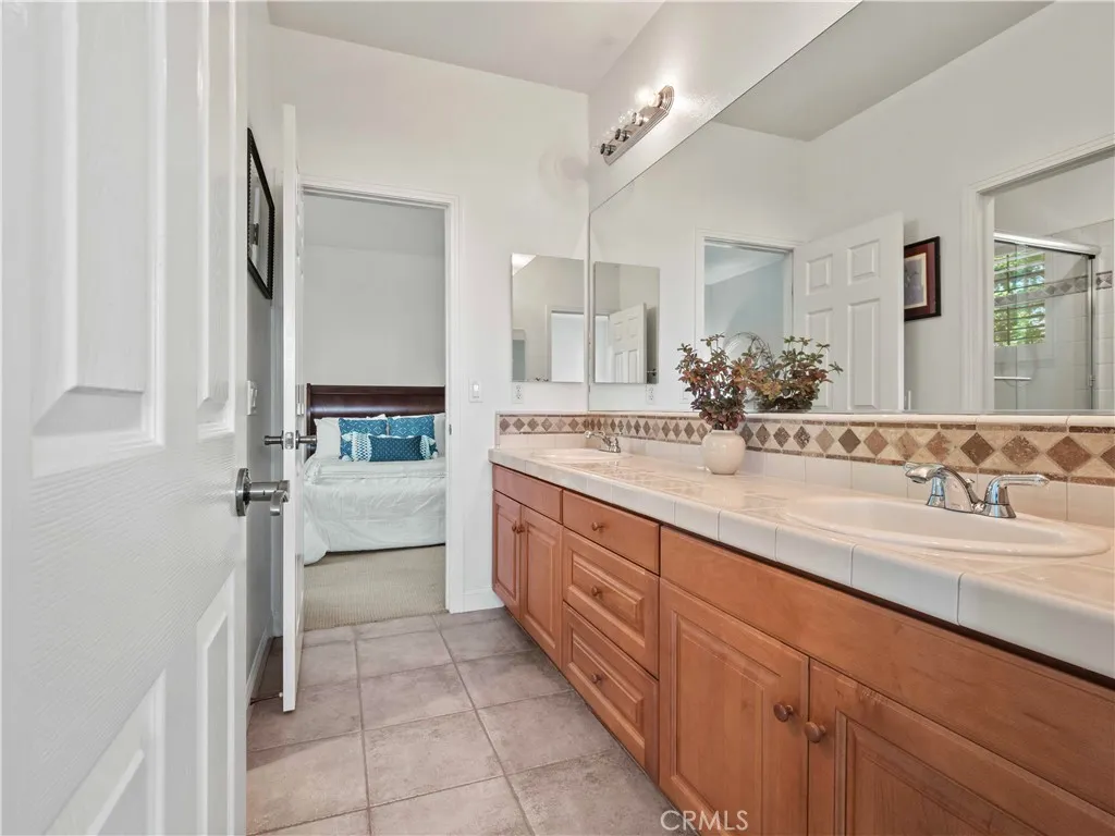 Additional image 32 of 25679 Smoketree Ln, Valencia, CA 91381