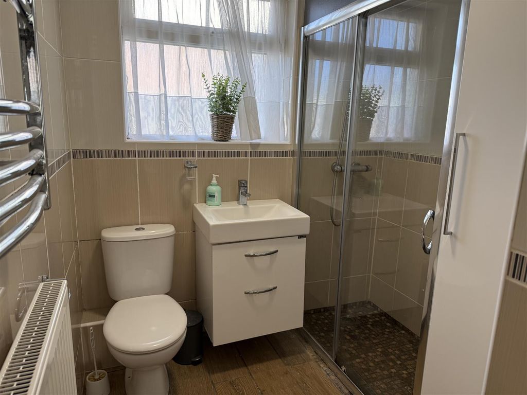 Additional image 4 of Room to rentCoity Road, Bridgend CF31