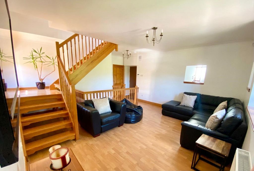 Additional image 4 of 4 bed detached house to rentOld Bridgend, Lanark ML11