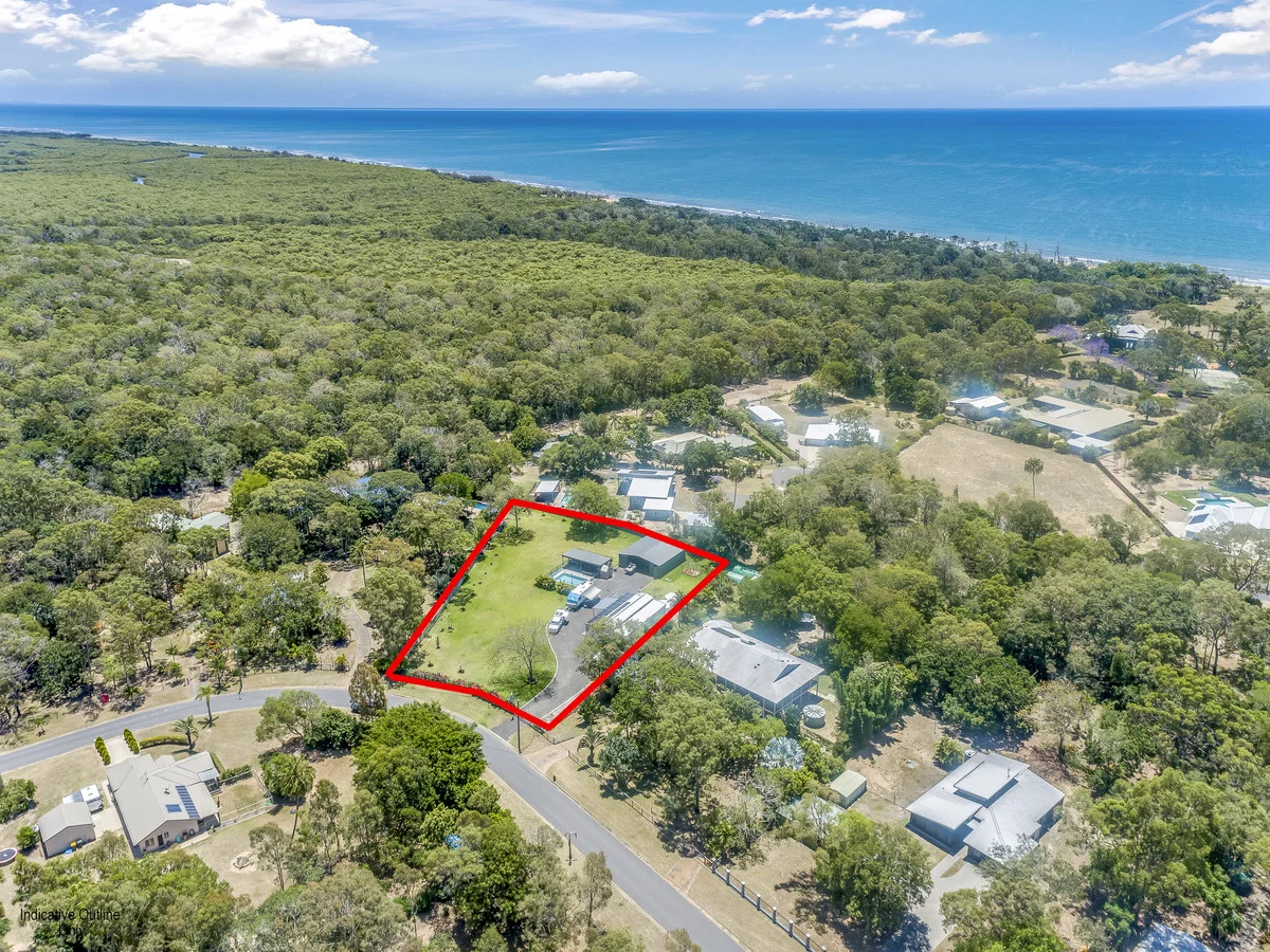 20 Kingfisher Crescent, Moore Park Beach QLD 4670 photo 2