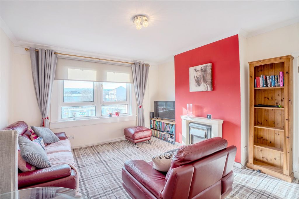 Additional image 4 of 2 bed flat to rentCathcart Road, Rutherglen, Glasgow G73