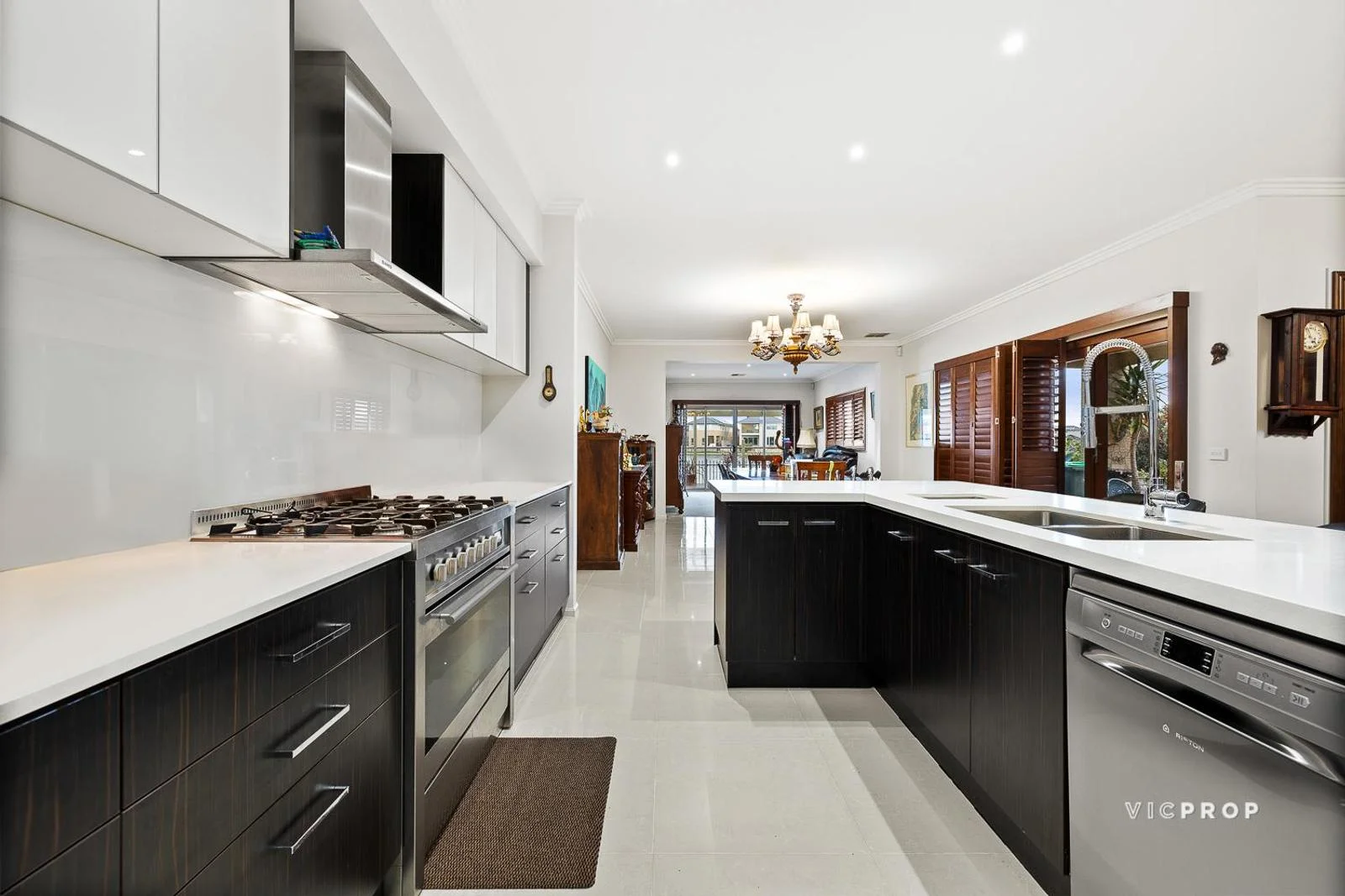 Additional image 8 of 29 Seaview Point, Sanctuary Lakes VIC 3030