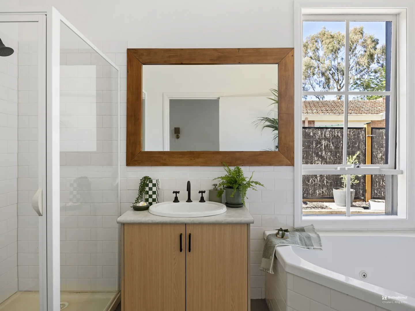 Additional image 16 of 98 Wharparilla Drive, Echuca VIC 3564