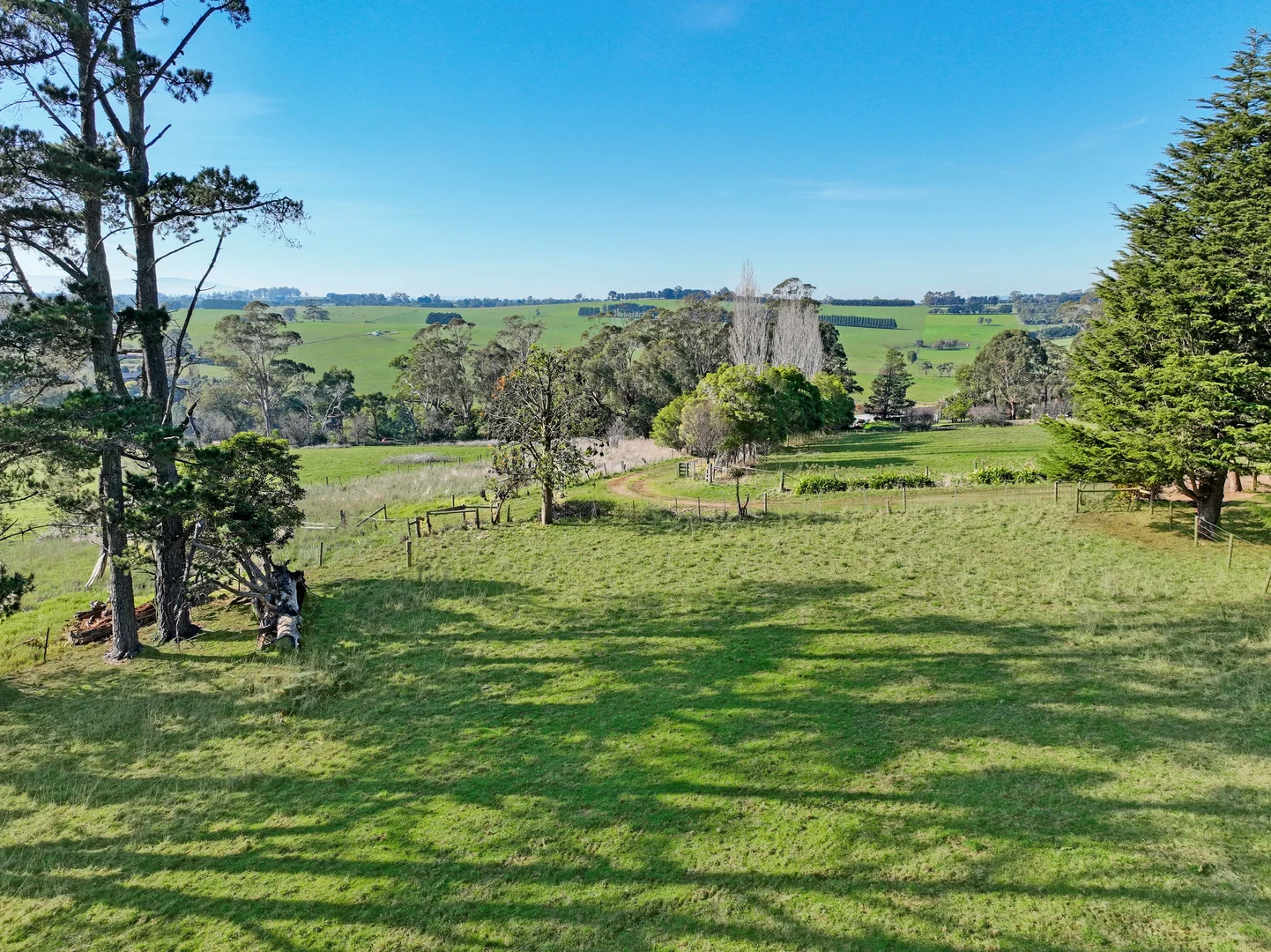 Additional image 26 of 10 Greenshields Road, Drouin VIC 3818