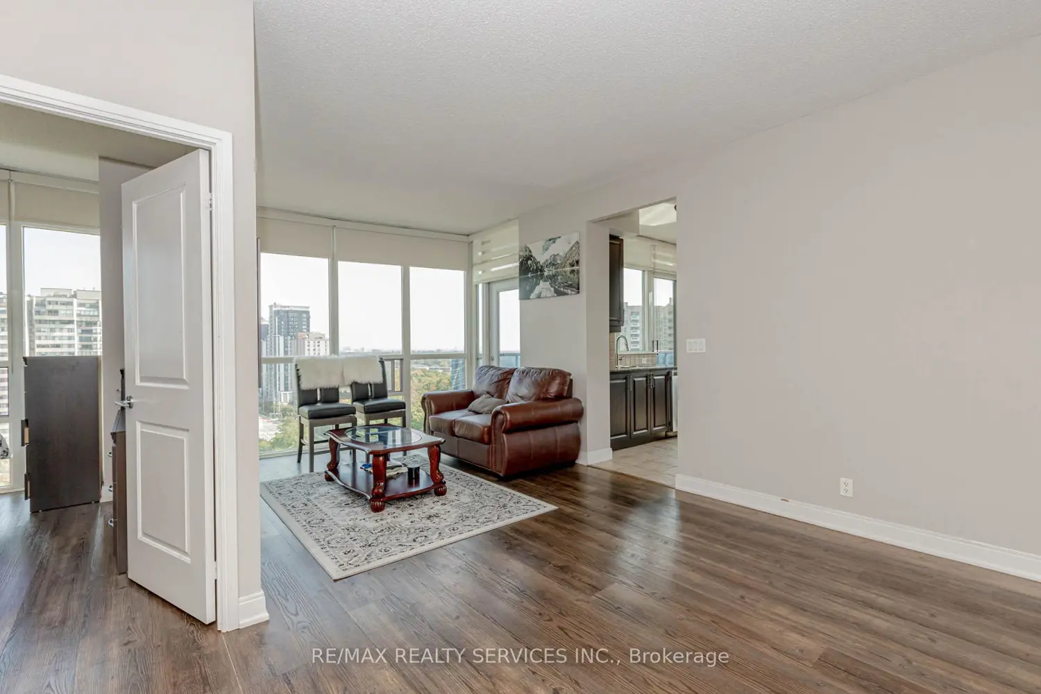 Additional image 9 of 90 Absolute Avenue 1203