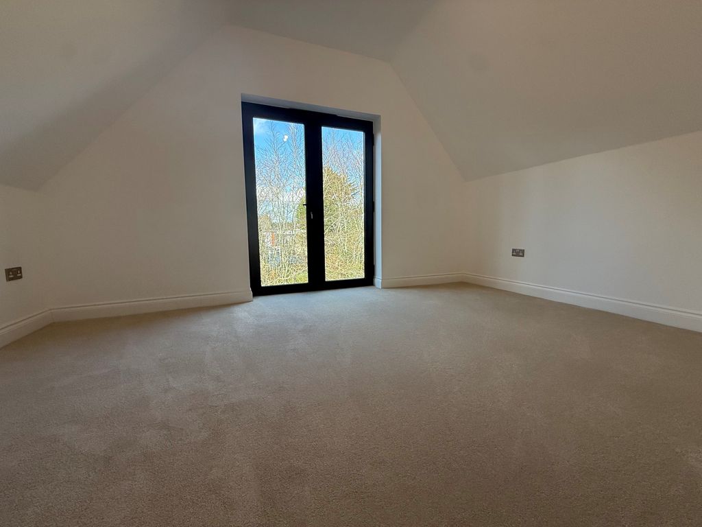 Additional image 34 of 5 bed detached house to rentOld Rydon Lane, Exeter EX2