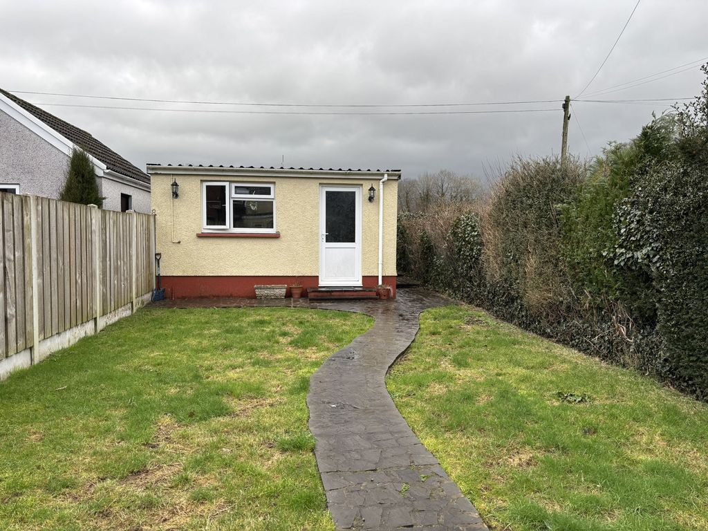 Additional image 14 of 4 bed property to rentNew Road, Llandovery, Carmarthenshire. SA20