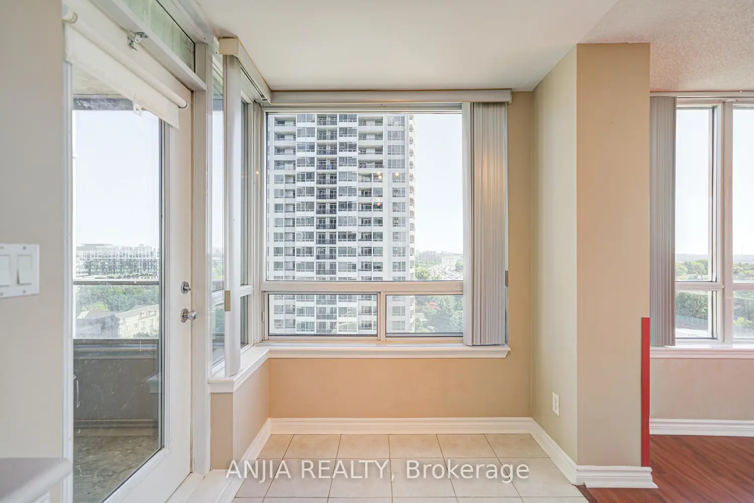 Additional image 4 of 1 Rean Drive 908