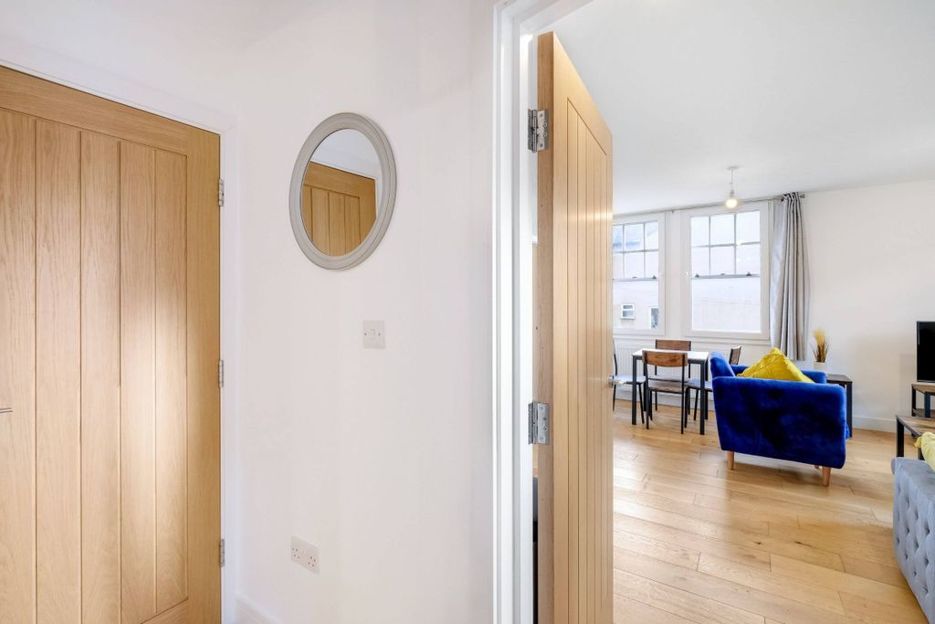 Additional image 26 of 2 bed flat to rentEaston Street, High Wycombe HP11