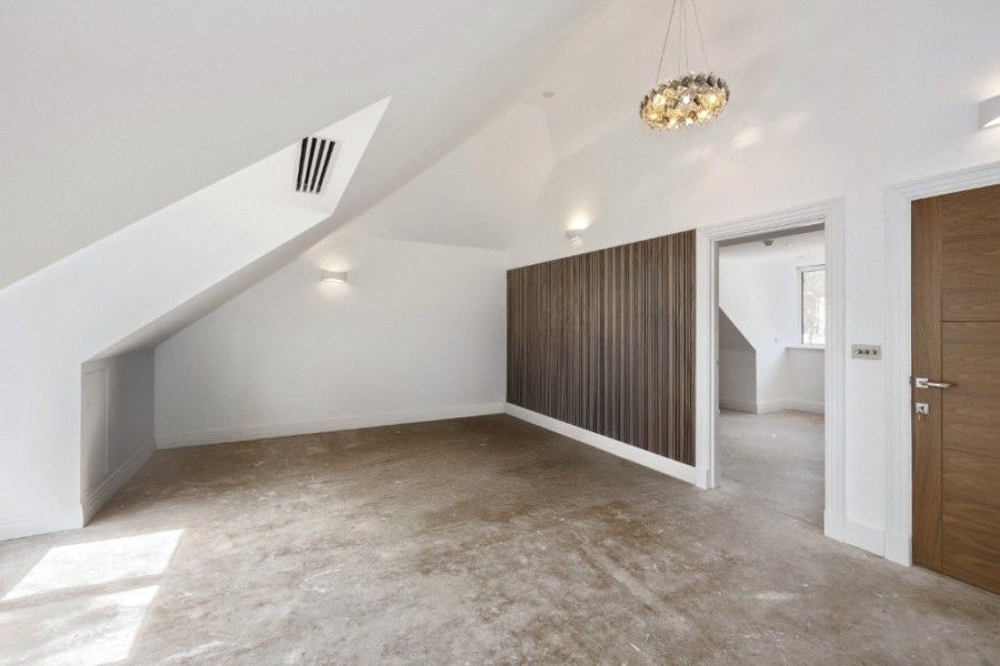 Additional image 12 of 7 bed detached house to rentHook Heath, Woking, Surrey GU22