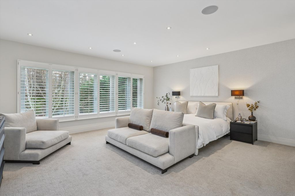 Additional image 14 of 6 bed detached house to rentFairbourne, Cobham, Surrey KT11