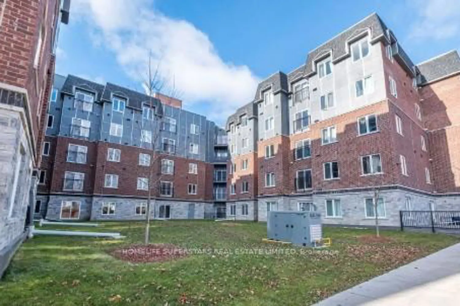 Additional image 3 of 501 Frontenac Street 104