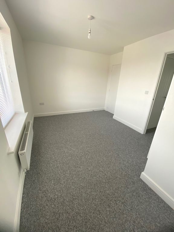 Additional image 16 of 4 bed town house to rentFfordd Darwin, Barry CF63