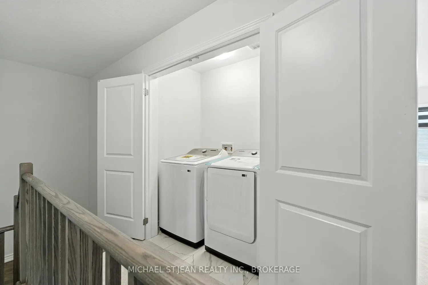 Additional image 17 of 421 Barker Parkway