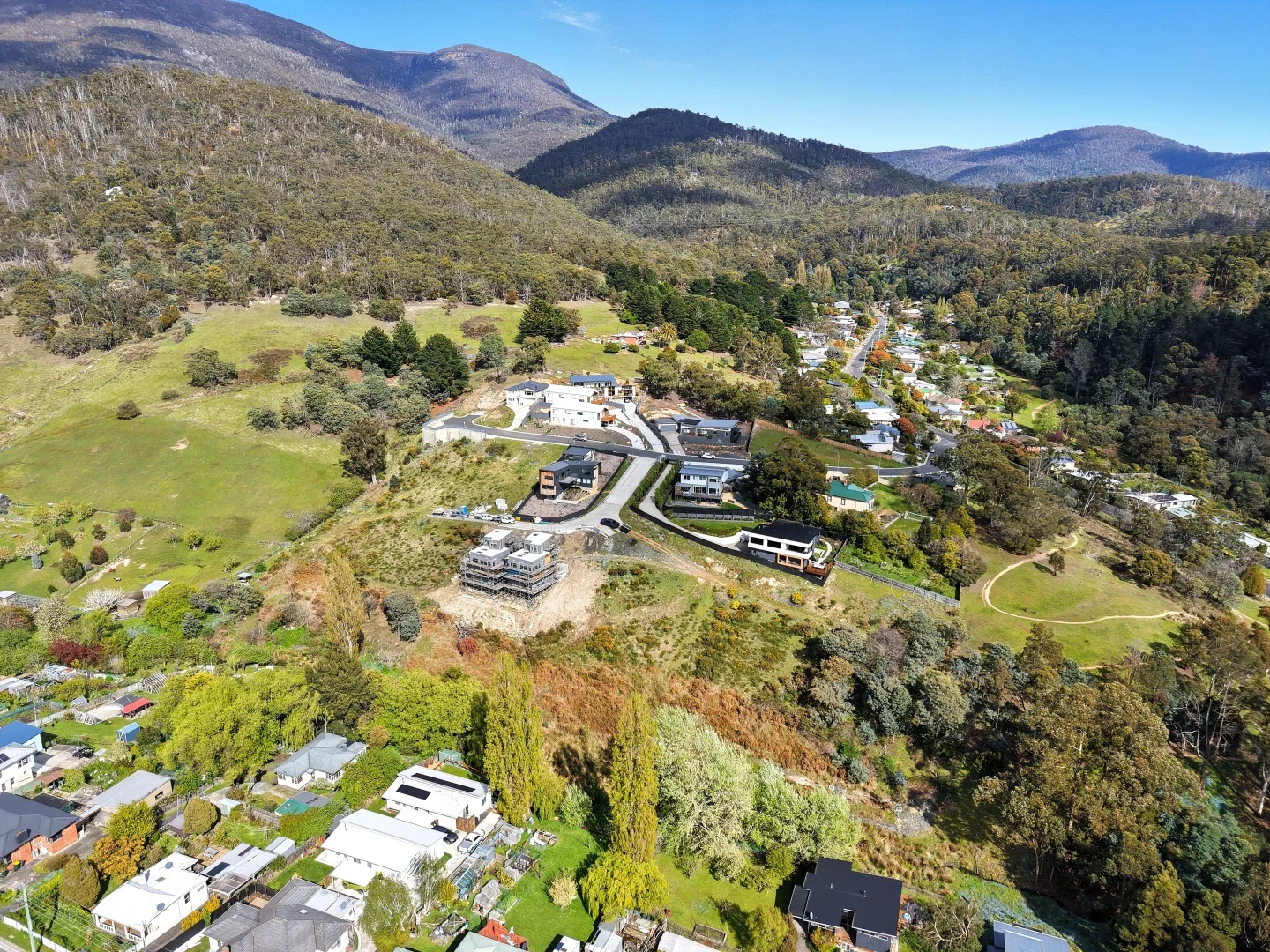 Additional image 3 of 12 Ancanthe Avenue, Lenah Valley TAS 7008