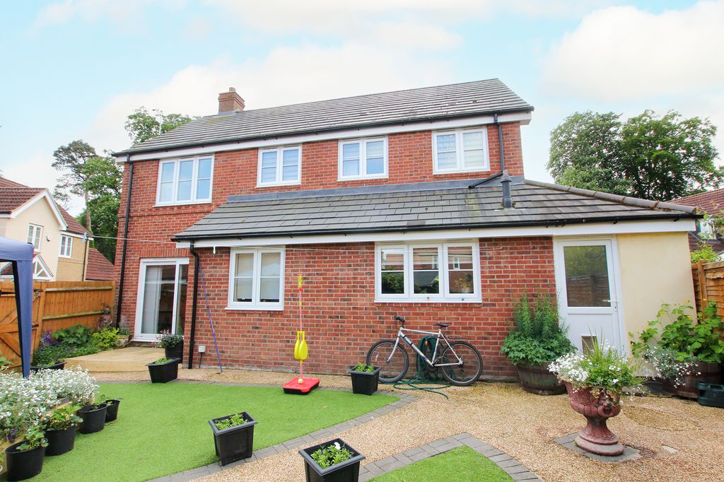 Additional image 11 of 4 bed detached house to rentAnvil Way, Kennett CB8