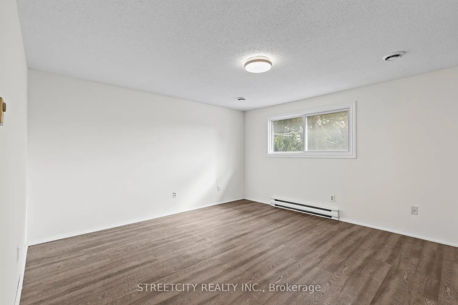 Additional image 10 of 577 Third Street 36