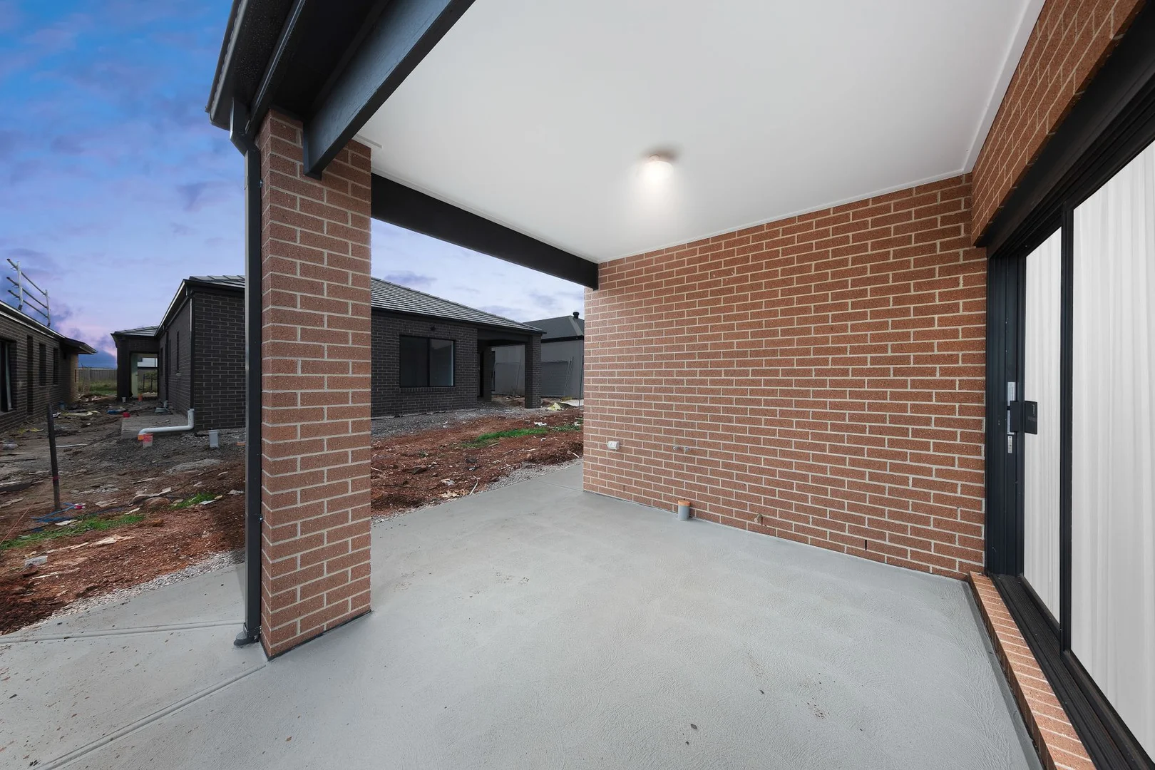 Additional image 13 of 35 Emilia Circuit, Fraser Rise VIC 3336