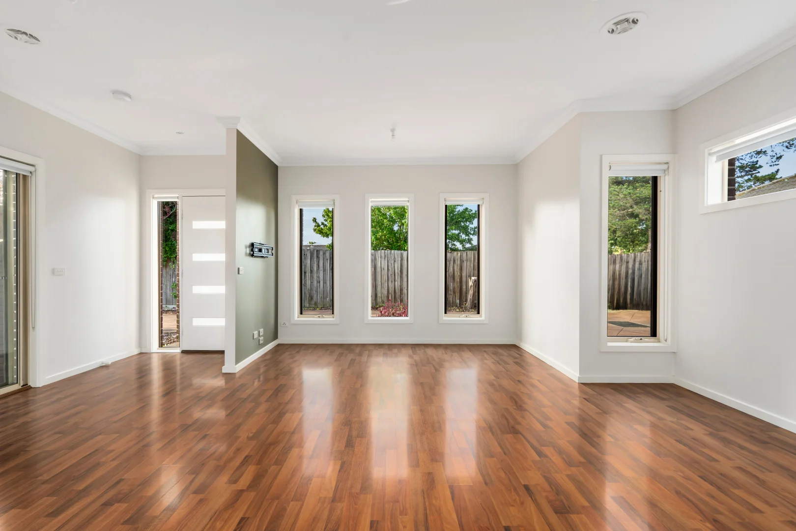 Additional image 3 of 2/93 Salmon Street, Hastings VIC 3915