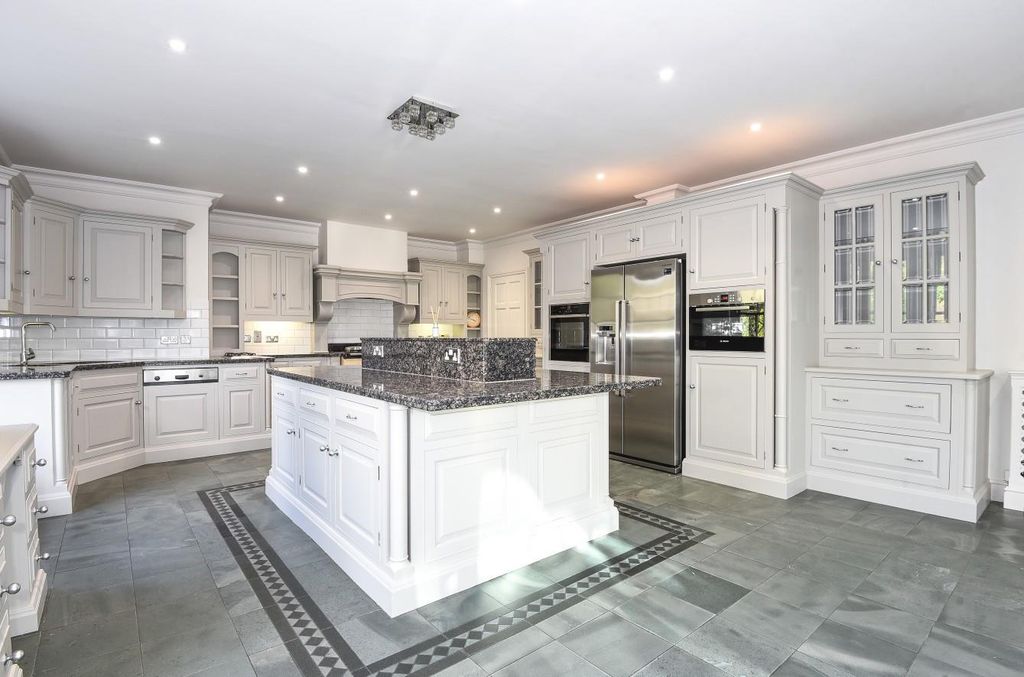 Additional image 5 of 8 bed detached house to rentSouth Drive, Wentworth, Virginia Water, Surrey GU25