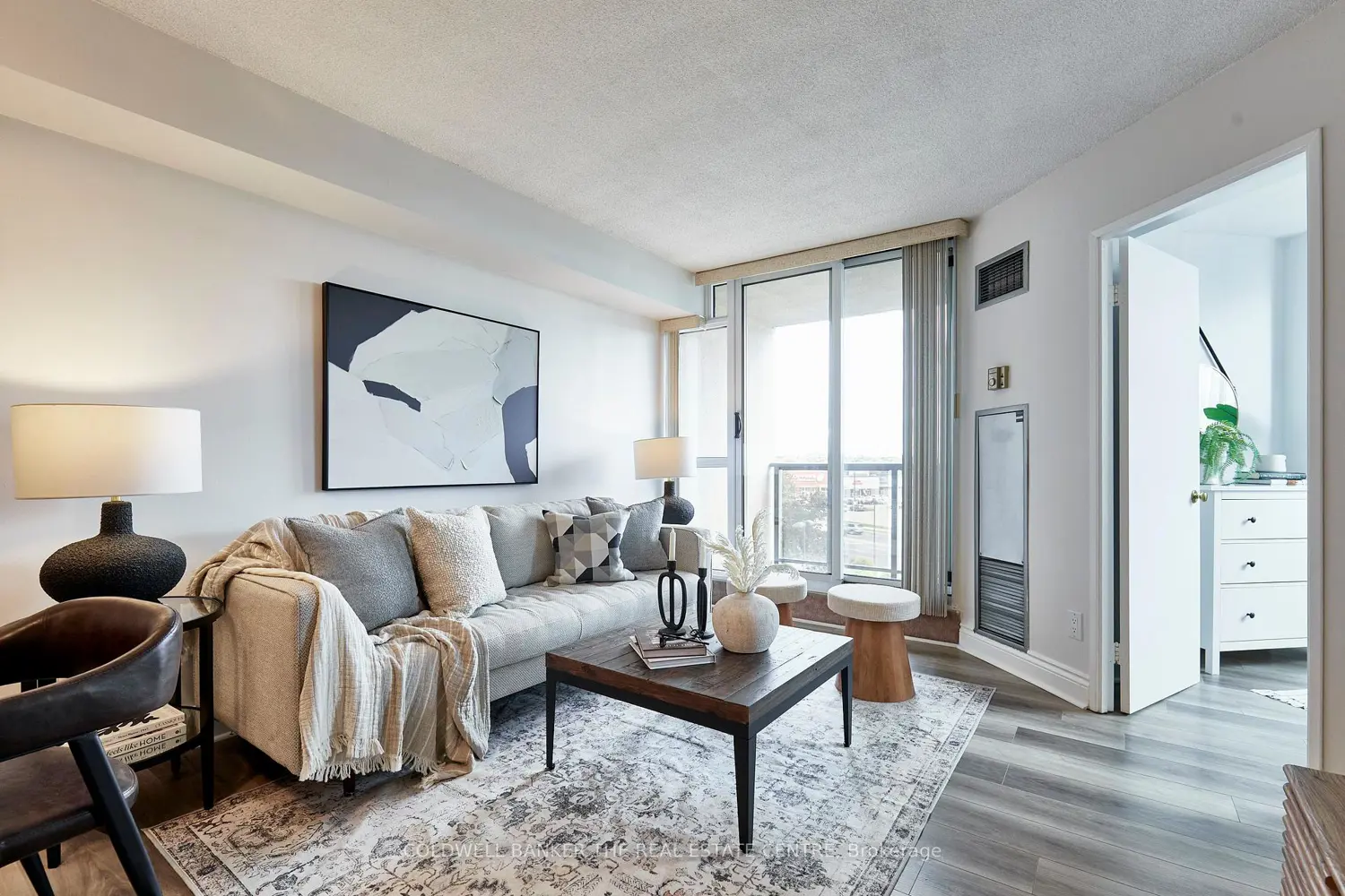 Additional image 6 of 2 Westney Road 401