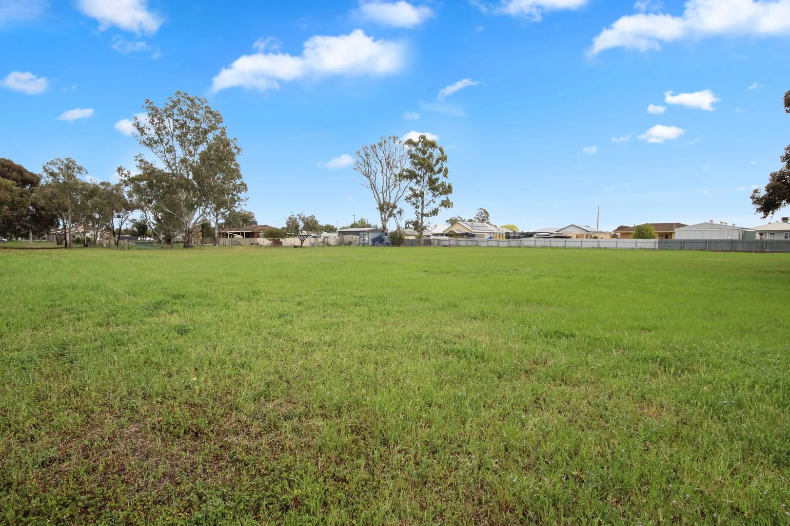 Additional image 2 of 9 Walnut Avenue, Horsham VIC 3400