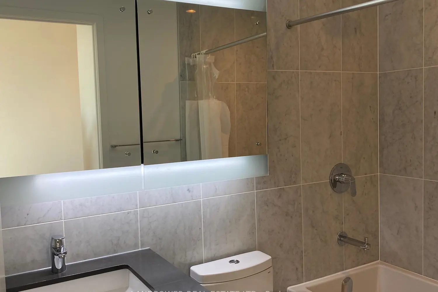 Additional image 13 of 115 Mcmahon Drive Ph 10