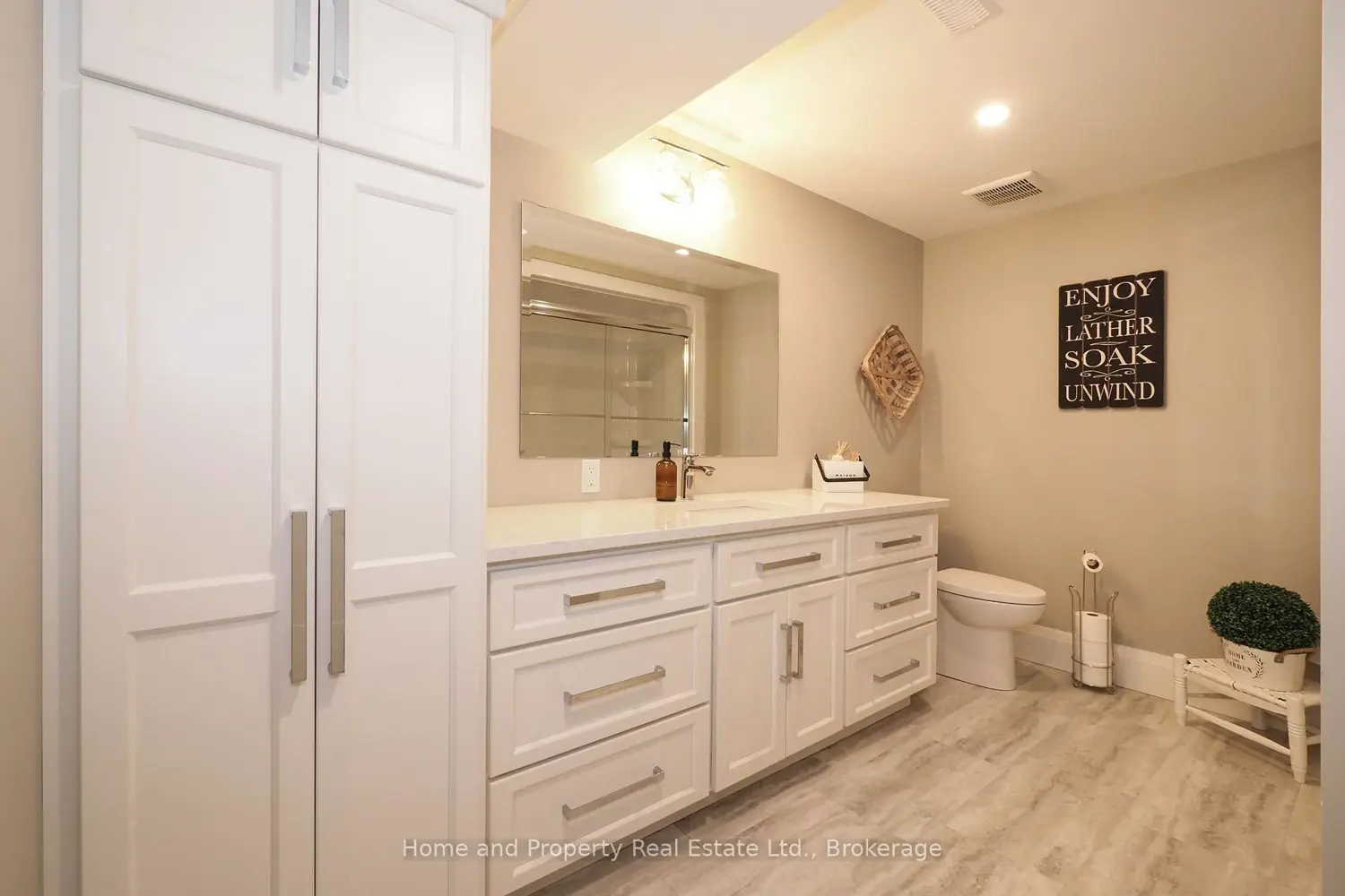 Additional image 12 of 5434 7Th Line