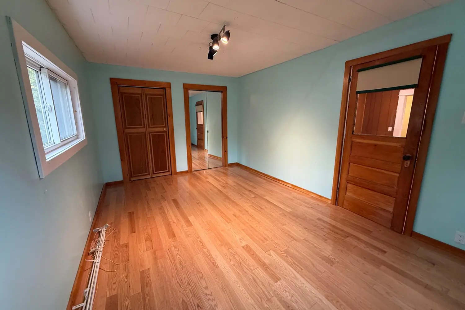 Additional image 10 of 640 Brewster Street