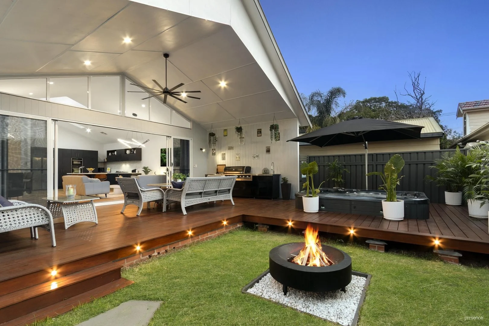 22 Smith Street, Hamilton South NSW 2303