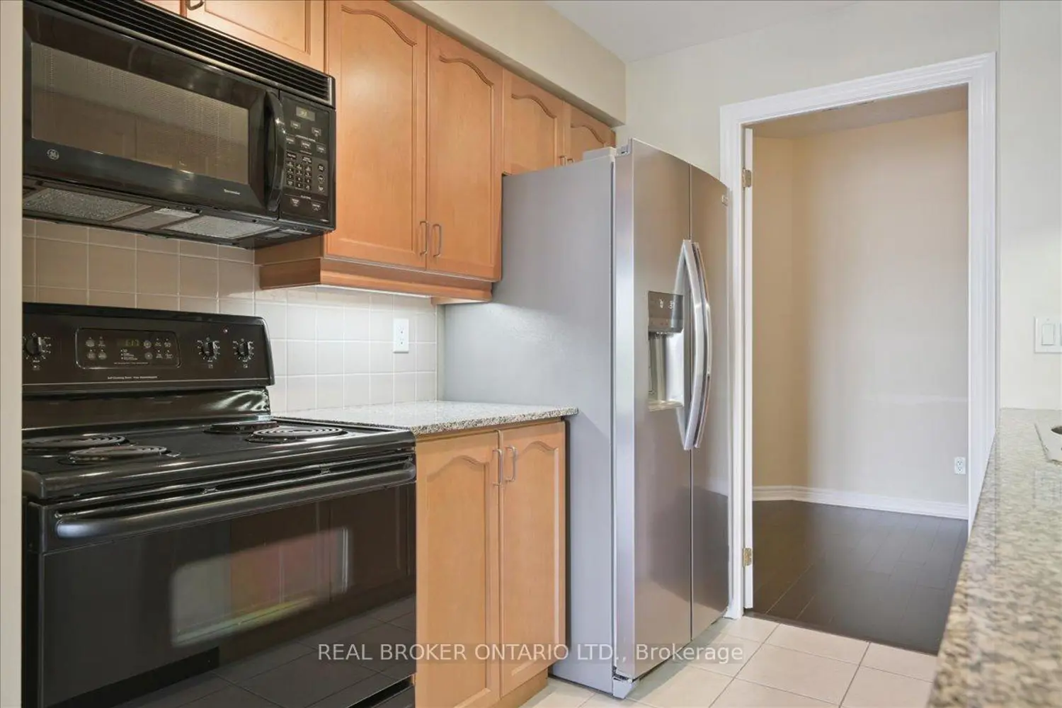 Additional image 17 of 40 Old Mill Road 804