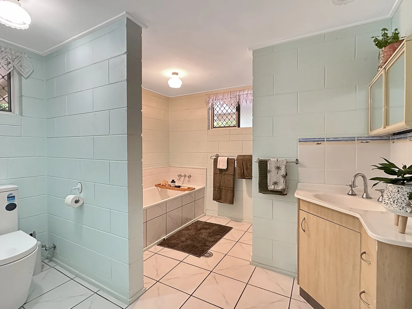 Additional image 12 of 124 Horseshoe Bay Rd, Horseshoe Bay QLD 4819